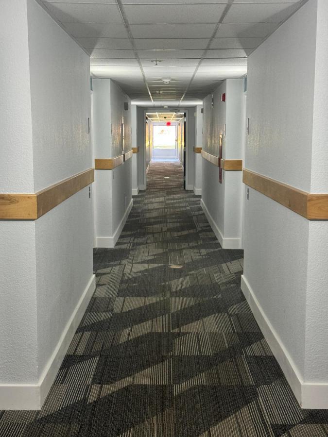 Studio 6 Suites East Syracuse Airport Экстерьер фото