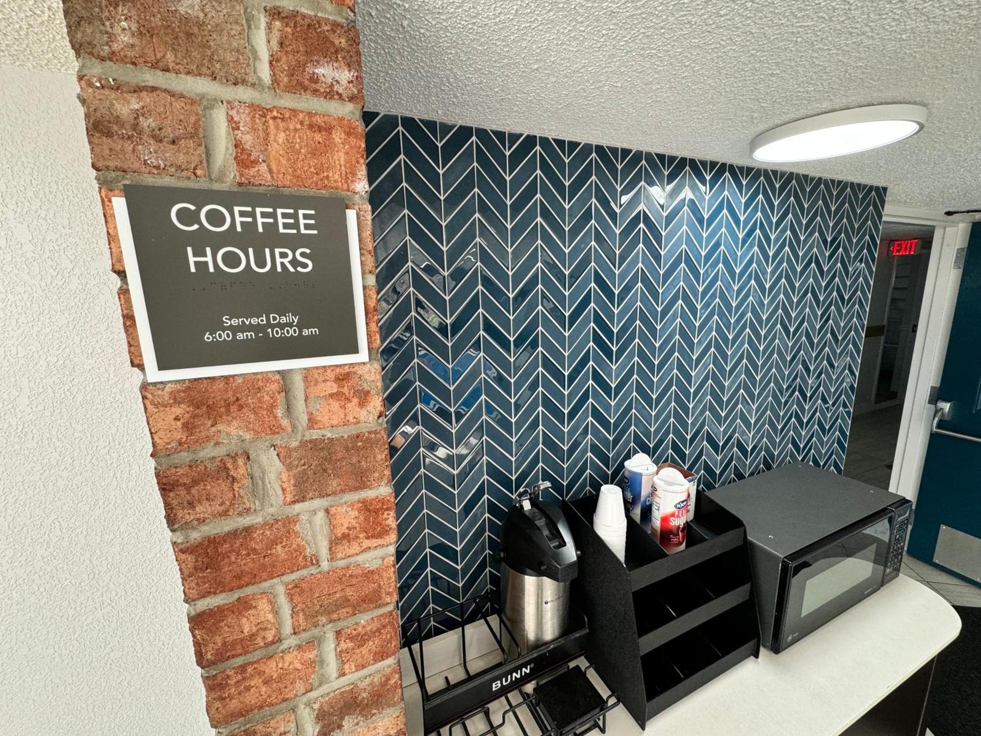 Studio 6 Suites East Syracuse Airport Экстерьер фото